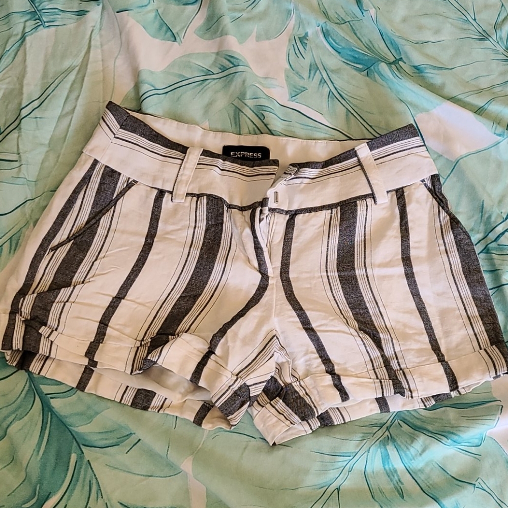 Striped shorts